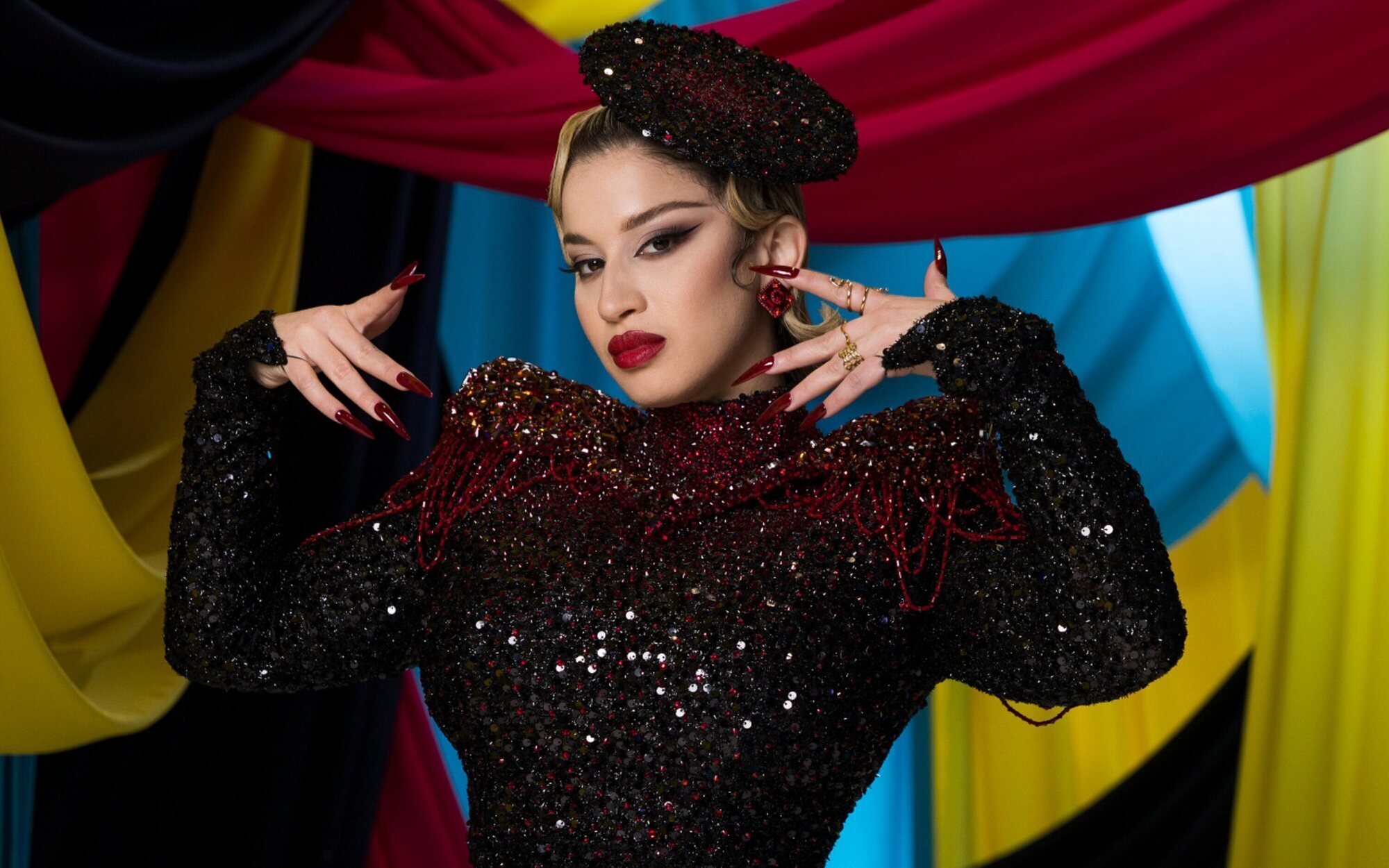 La Zarra denuncia el racismo de la delegación francesa de Eurovisión: "El pelo castaño te hace parecer árabe"