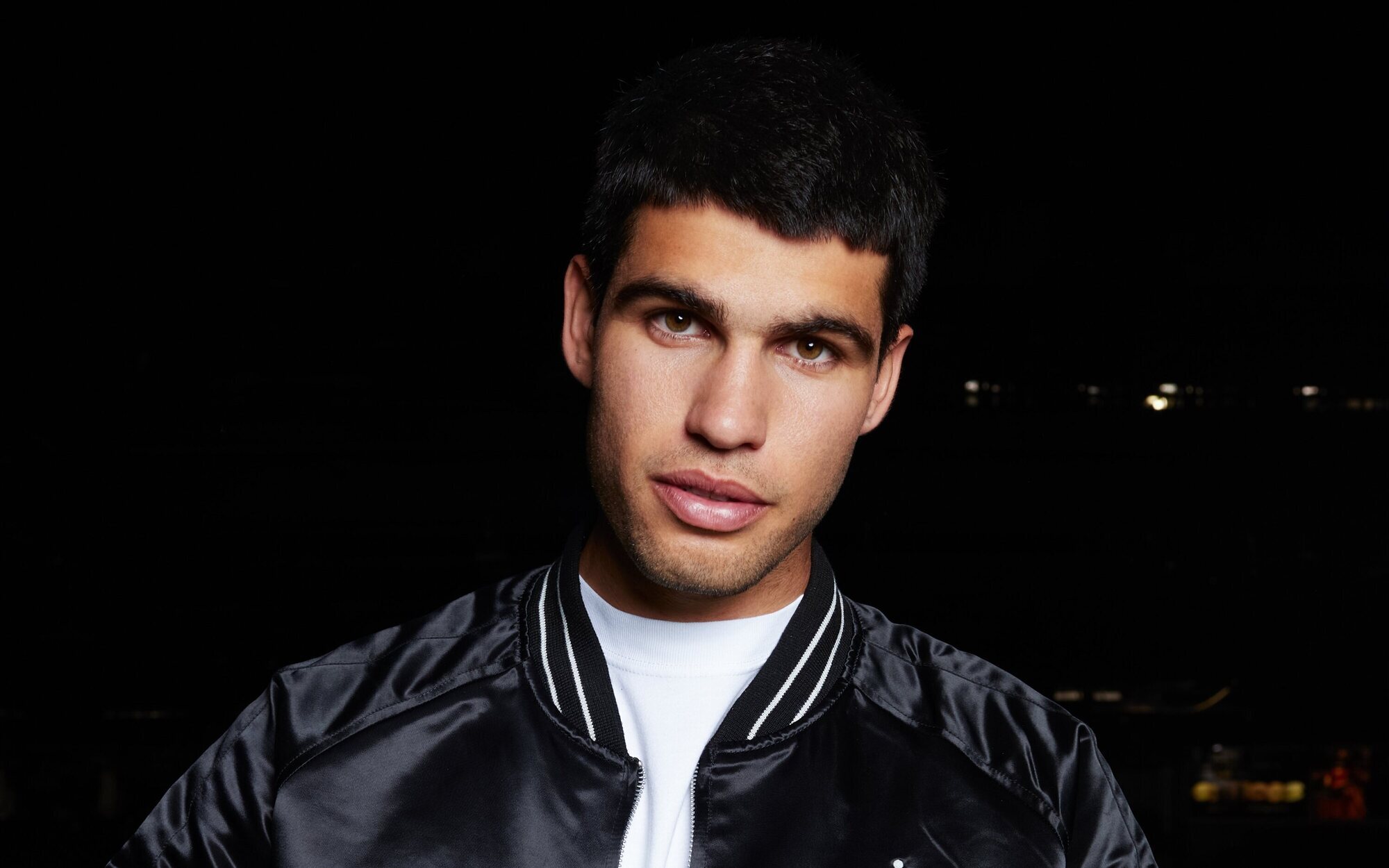 Netflix sorprende anunciando una docuserie sobre Carlos Alcaraz y otra de Mourinho