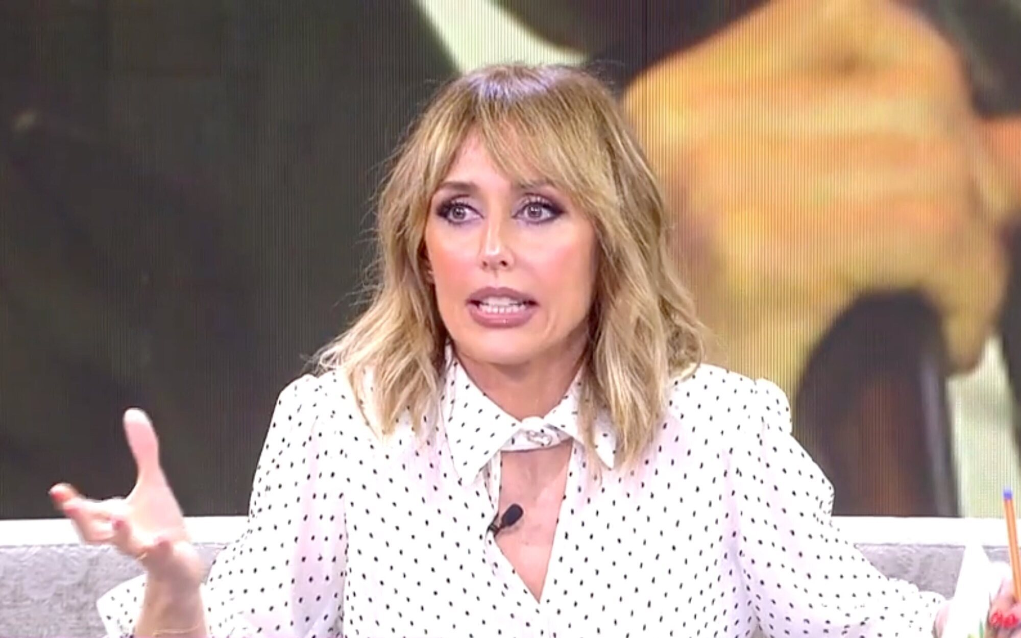 Emma García recuerda cuando un hombre que "no estaba bien" quiso casarse con ella en Mediaset