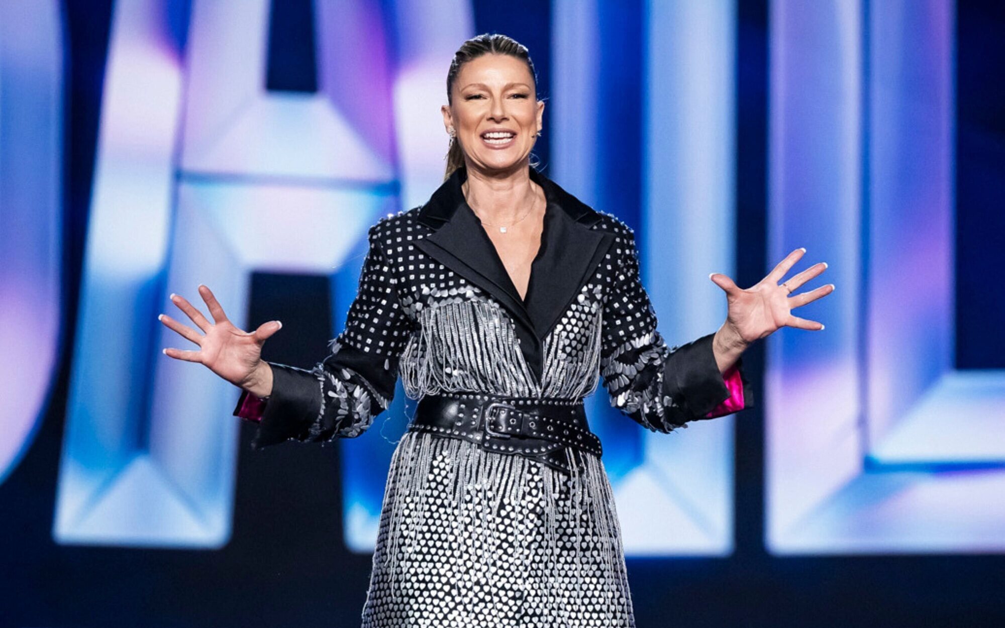 'Baila como puedas' reemplaza a una celebrity por una grave lesión que le impide continuar en el concurso