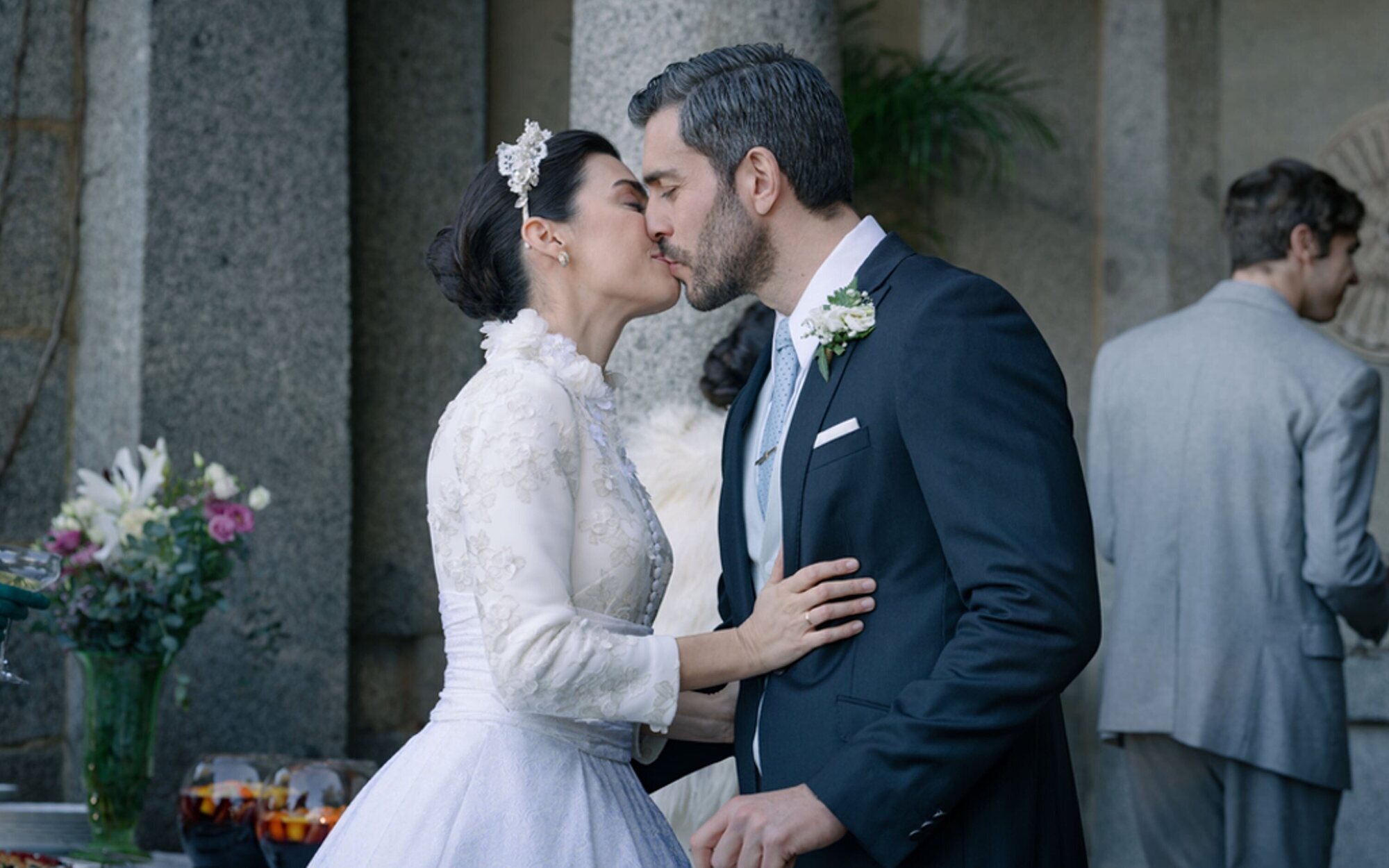 'Sueños de libertad' hará peligrar la boda de Andrés y María y llevará a Marta a dar un paso adelante