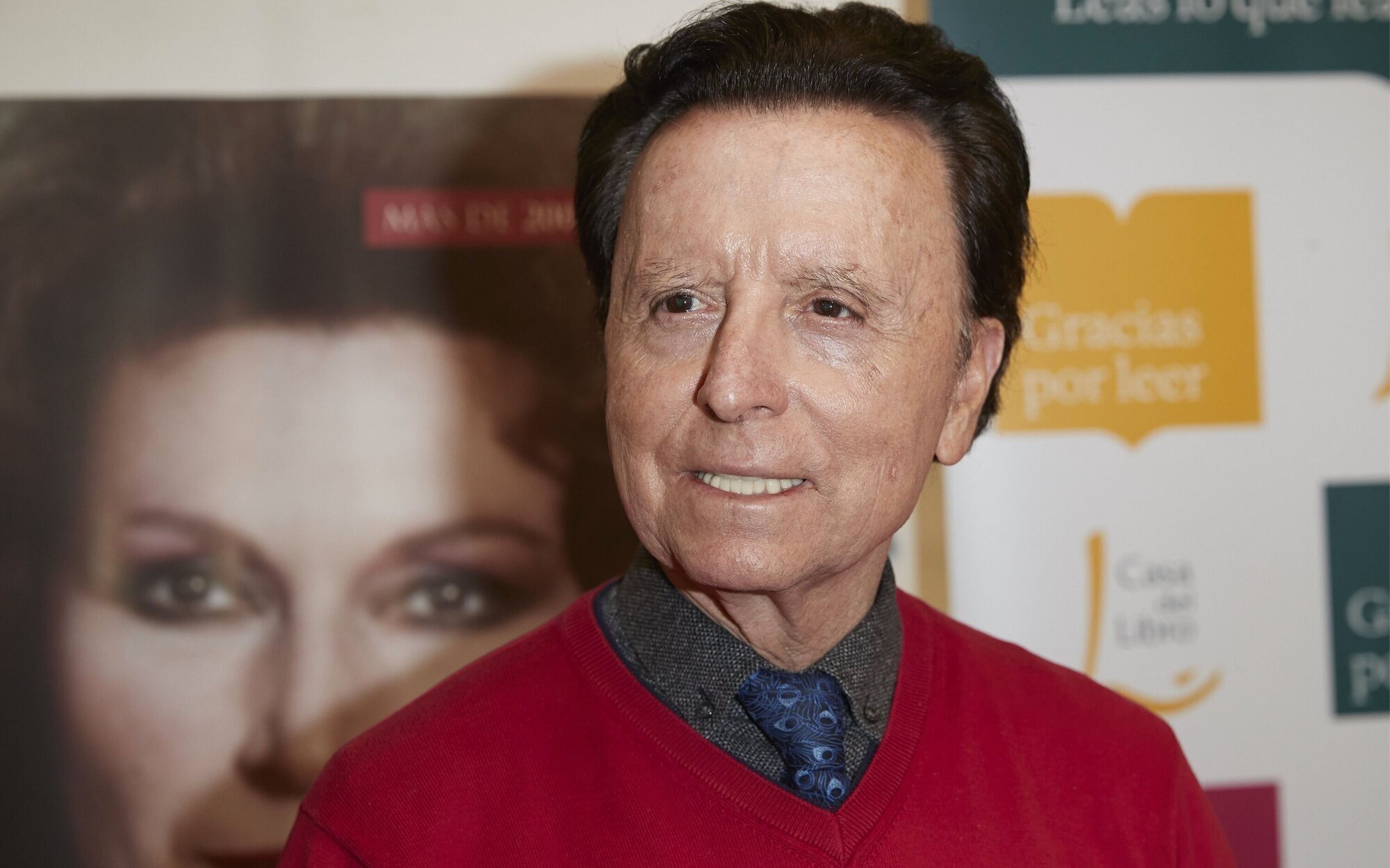 José Ortega Cano manda "a tomar por culo" a un grupo de periodistas mientras golpea su propio coche