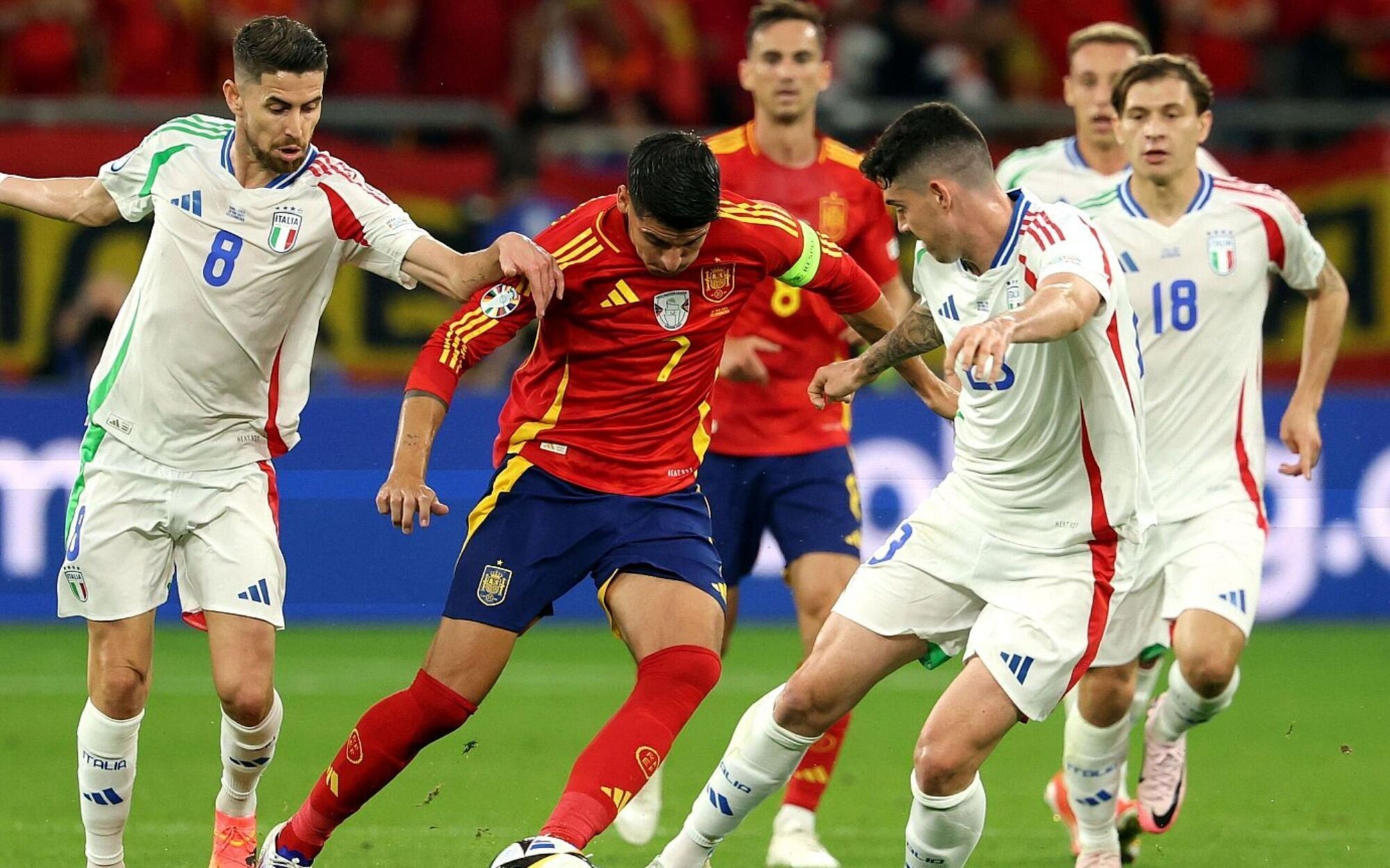 El España-Italia en la Eurocopa (56,4%) arrasa y 'Supervivientes All Stars' (17,6%) se estrena líder