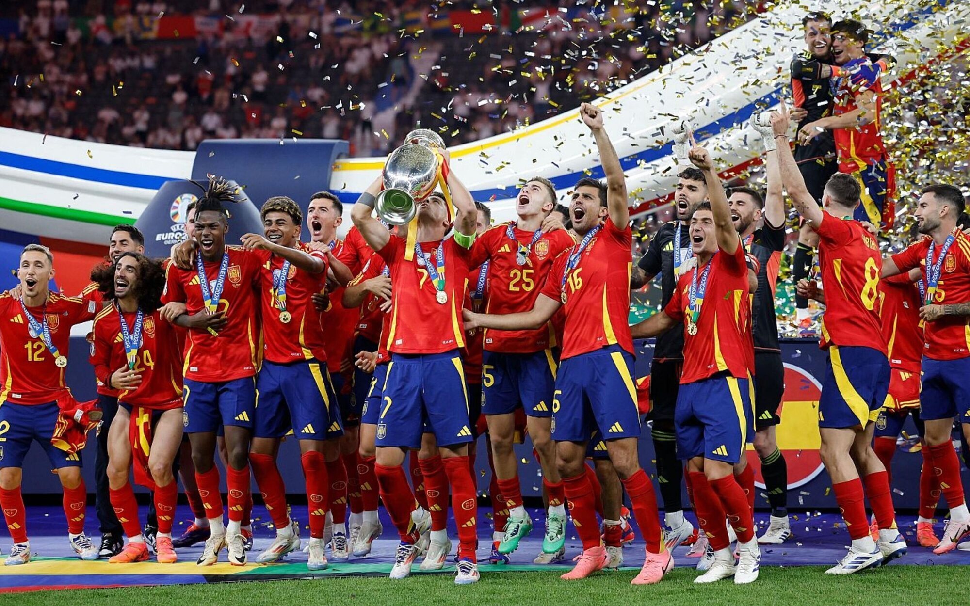 El triunfo de España en la Eurocopa (78,7%) se corona con más de 13,5 millones y el 'Titanic' (3,7%) se hunde 
