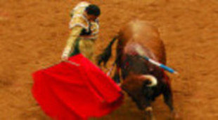 Piden a Alberto Oliart que recupere las corridas de toros en TVE