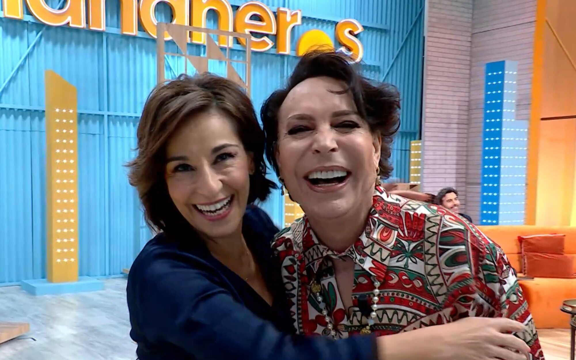 'Mañaneros' continúa alimentando su plantilla de colaboradores con antiguos rostros de Telecinco