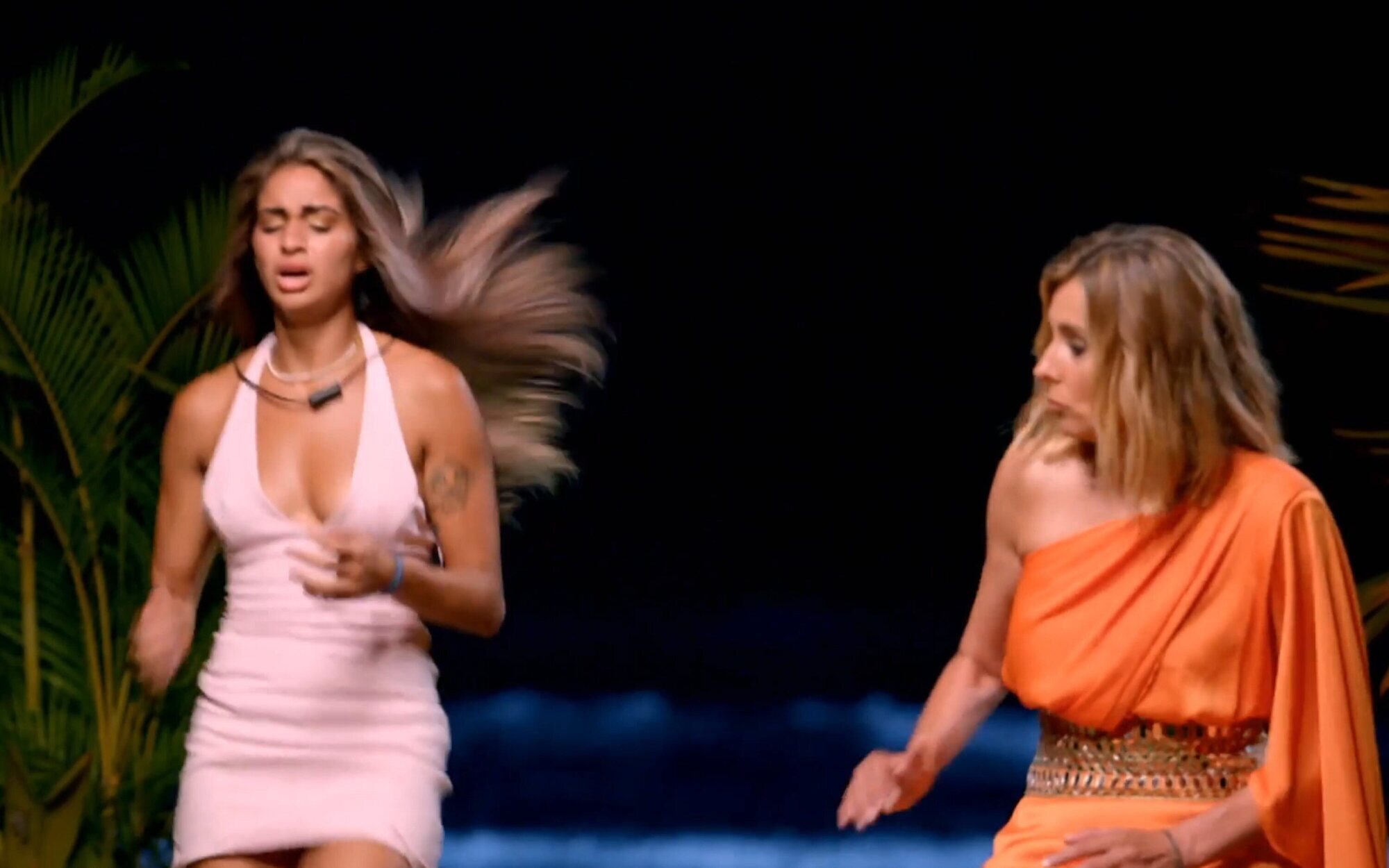 La frustrada huida de Sthefany en 'La isla de las tentaciones': "Sandra, dime dónde está la villa"