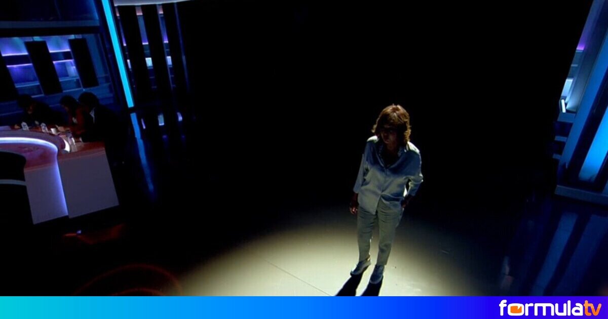 Ana Rosa Quintana vuelve del apagón atacando a Pedro Sánchez: "Tal y como llegó se marchó dejándonos a oscuras"