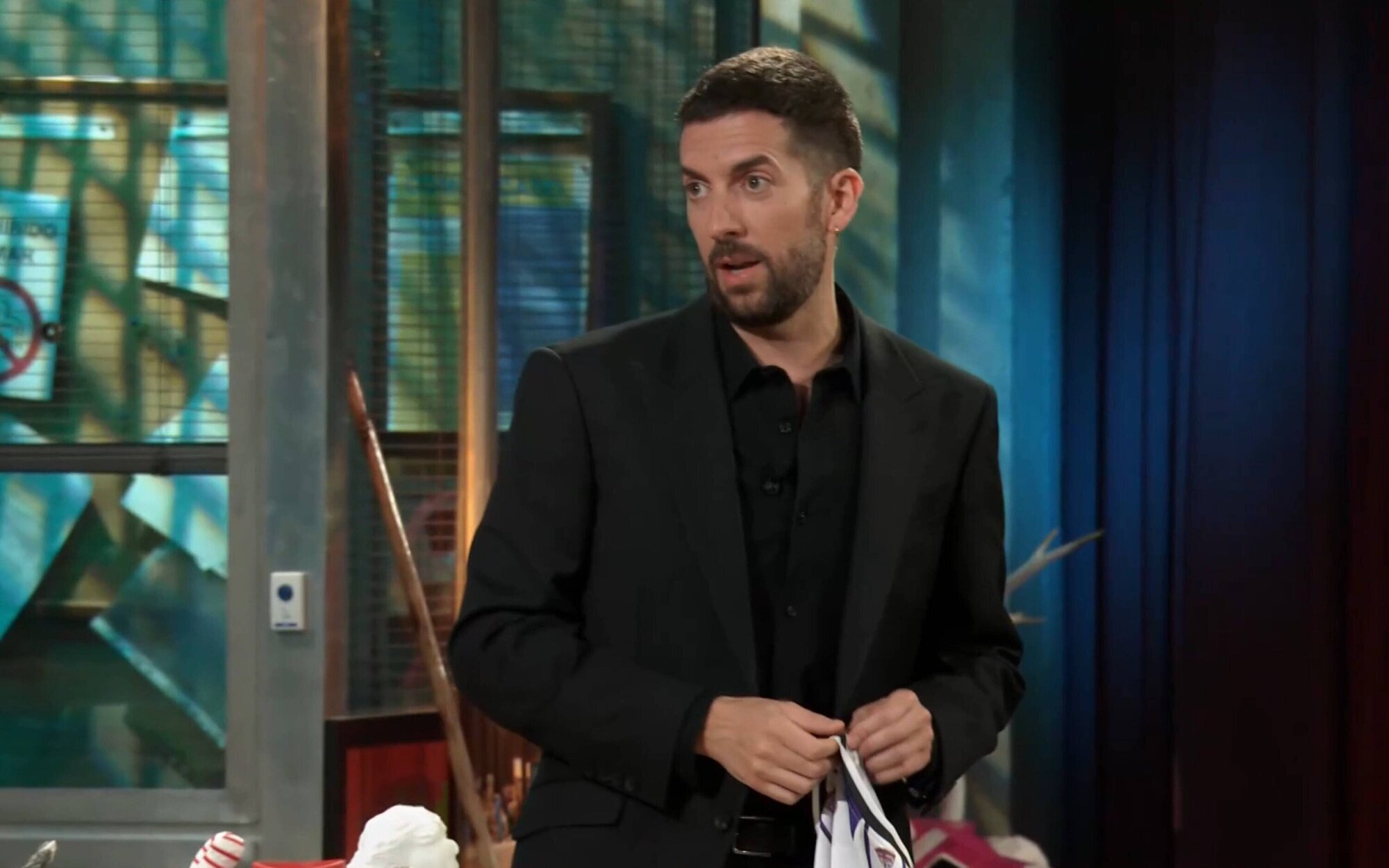 David Broncano reacciona en 'La revuelta' a la visita de Melody a 'El hormiguero': "Hay que pensar algo"