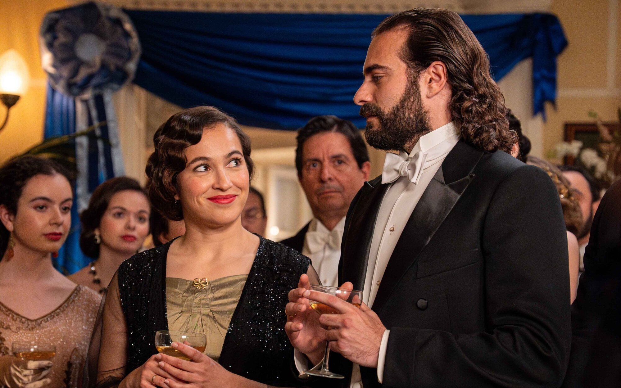 'La promesa' sorprenderá a Toño y Manuel y Alonso lanzará una última petición a Rómulo