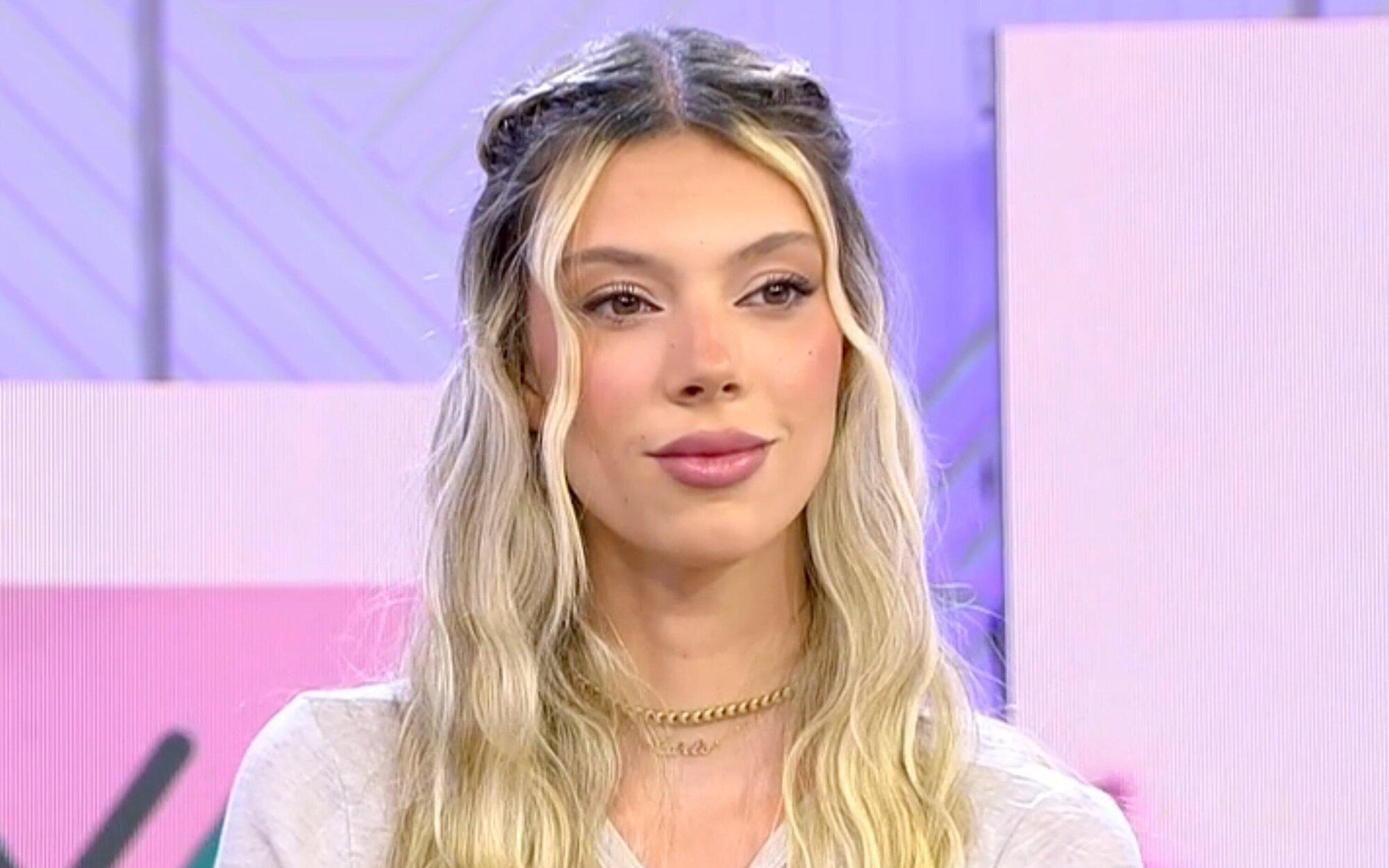 Alejandra Rubio entierra el hacha de guerra con 'Vamos a ver', pero planta cara a Alessandro Lecquio