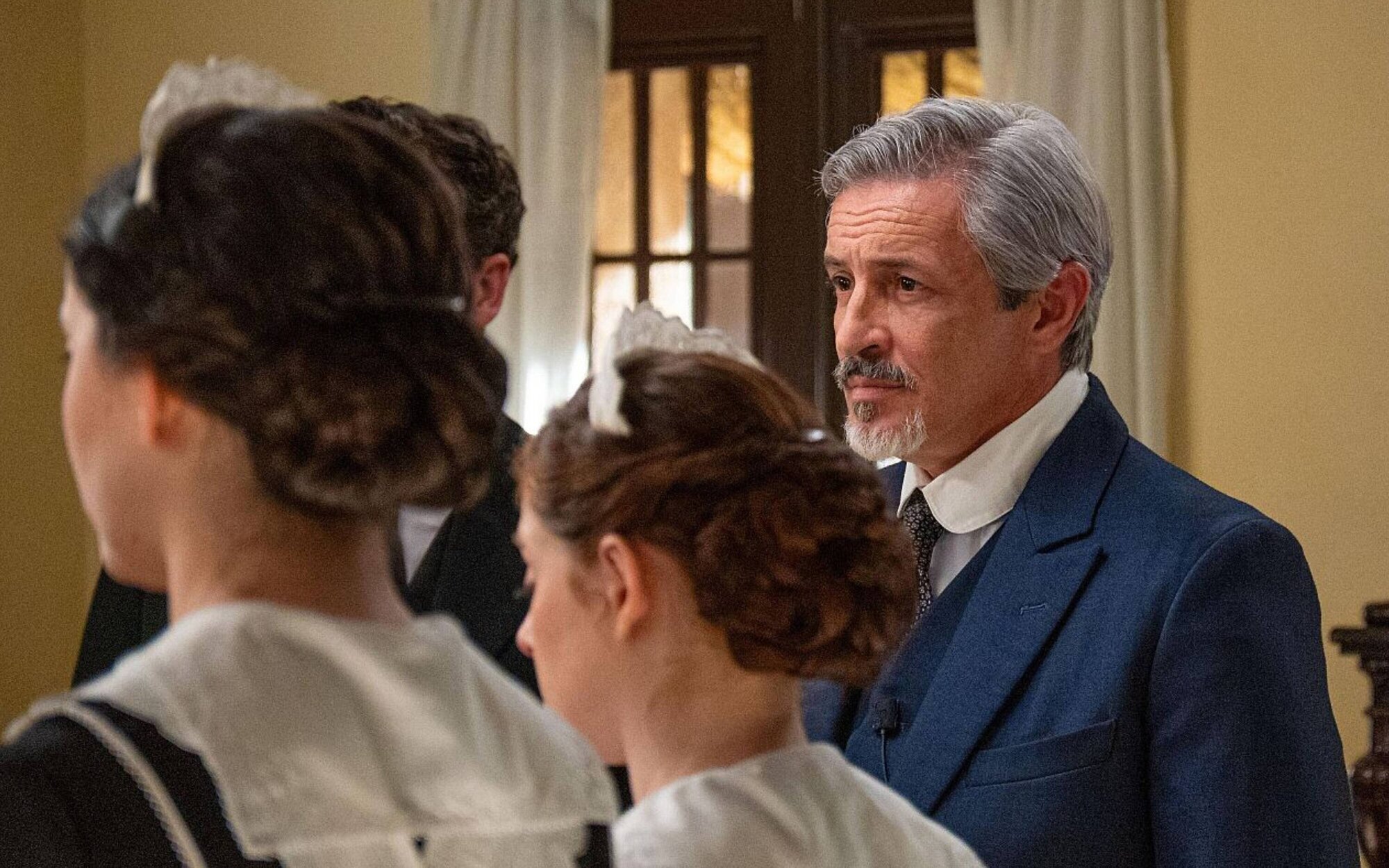 'La promesa' recibirá a un nuevo mayordomo tras la marcha de Rómulo y acercará a Manuel y Enora