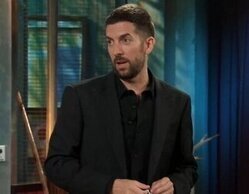 David Broncano reacciona en 'La revuelta' a la visita de Melody a 'El hormiguero': "Hay que pensar algo"