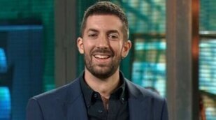 Broncano, sorprendido por una espectadora dormida en 'La revuelta': "Tremenda siesta se ha pegado la tía"