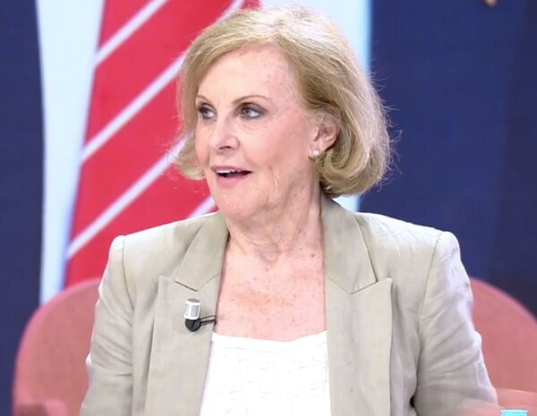 Paloma Barrientos se cae en directo en 'Tardear': "Pensaba que te habías desmayado"