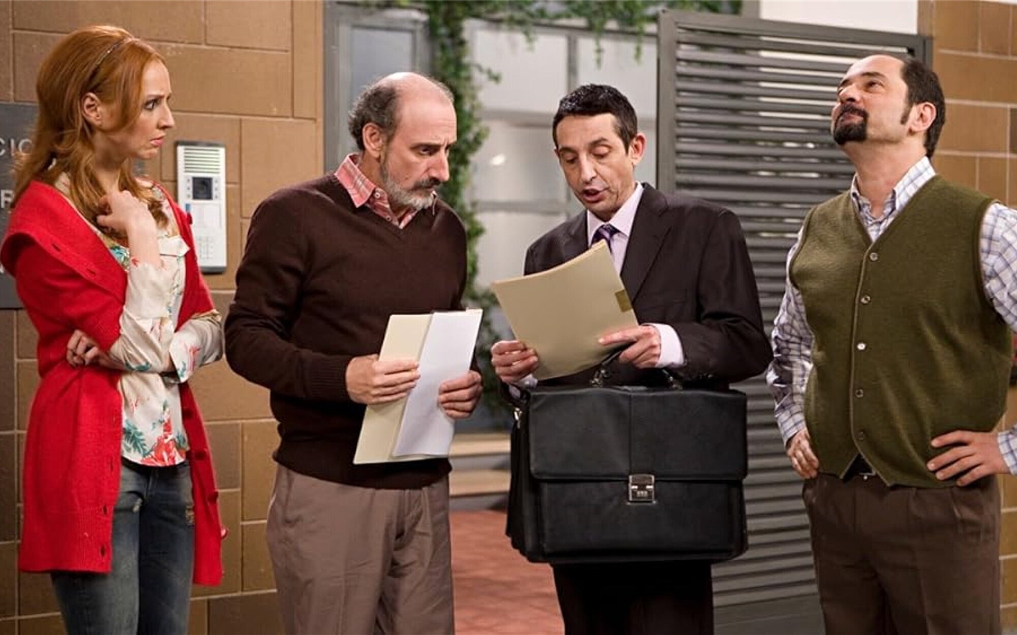 Cuatro capítulos de 'La que se avecina' se ganan su plaza en un Top 10 liderado por 'Emanet'