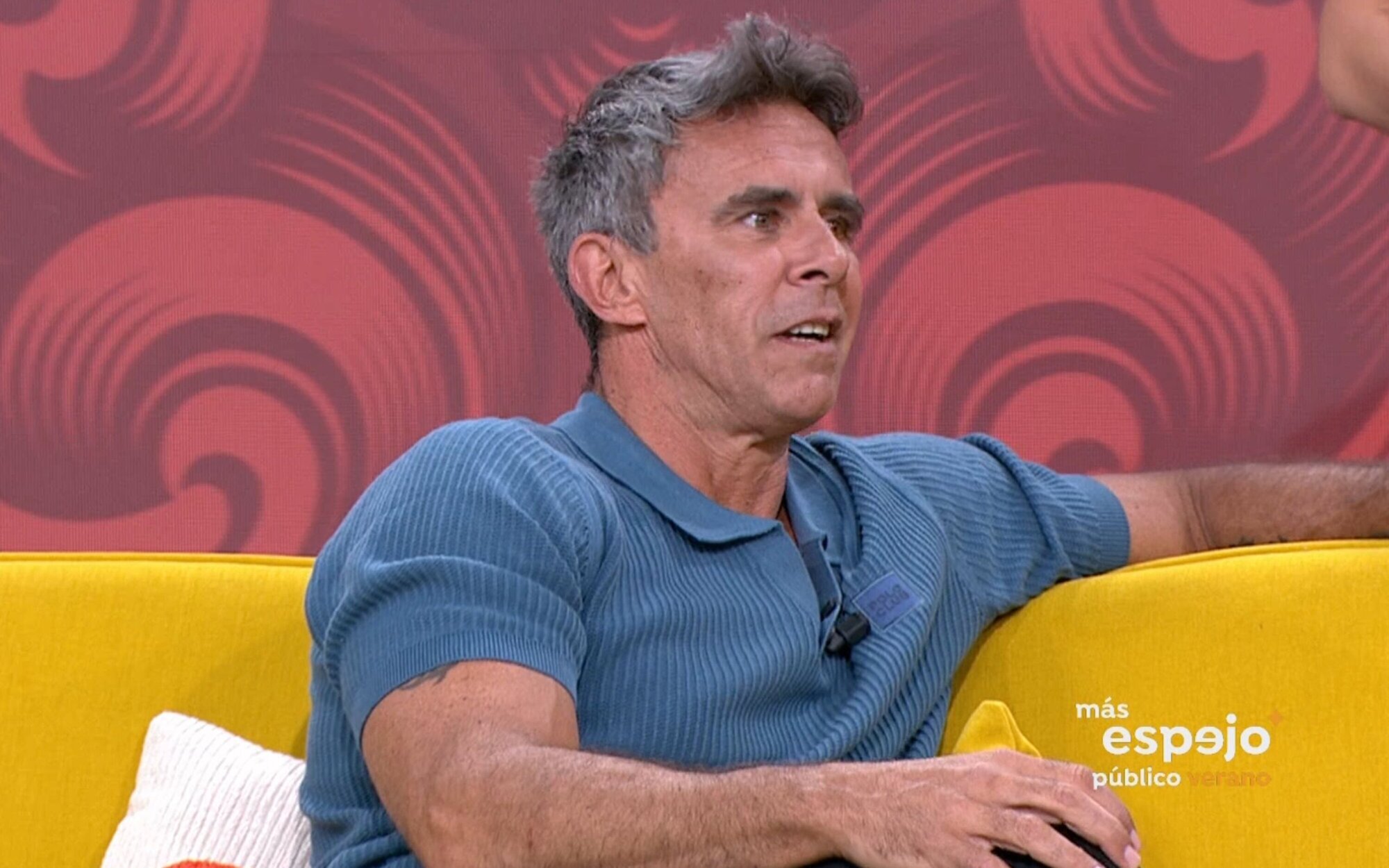 Alonso Caparrós frena 'Espejo público' por el vestuario de la princesa Leonor: "Siempre habláis de ellas"