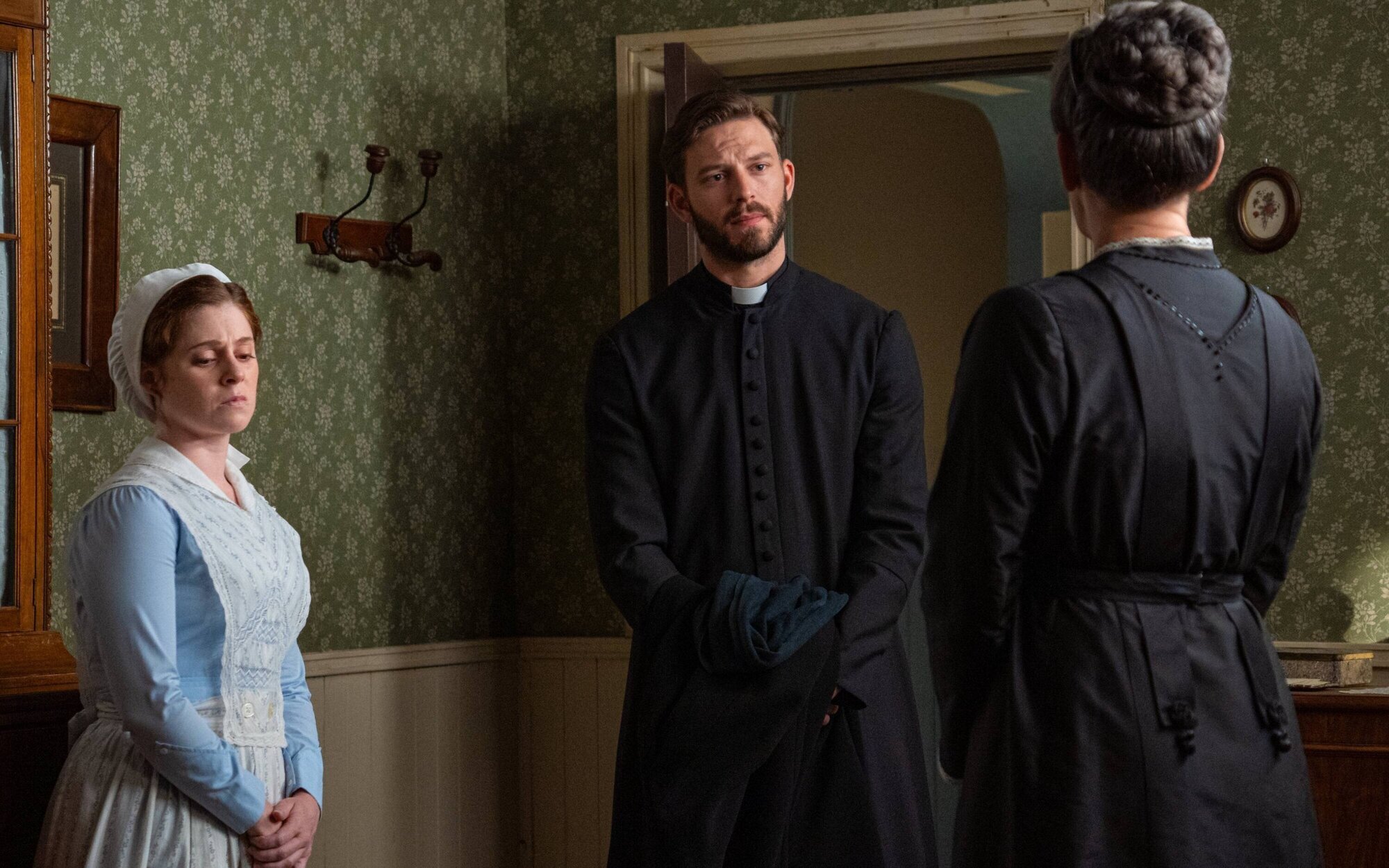 'La promesa' herirá a María Fernández con el regreso de Samuel e inquietará con la llegada del coronel Fuentes