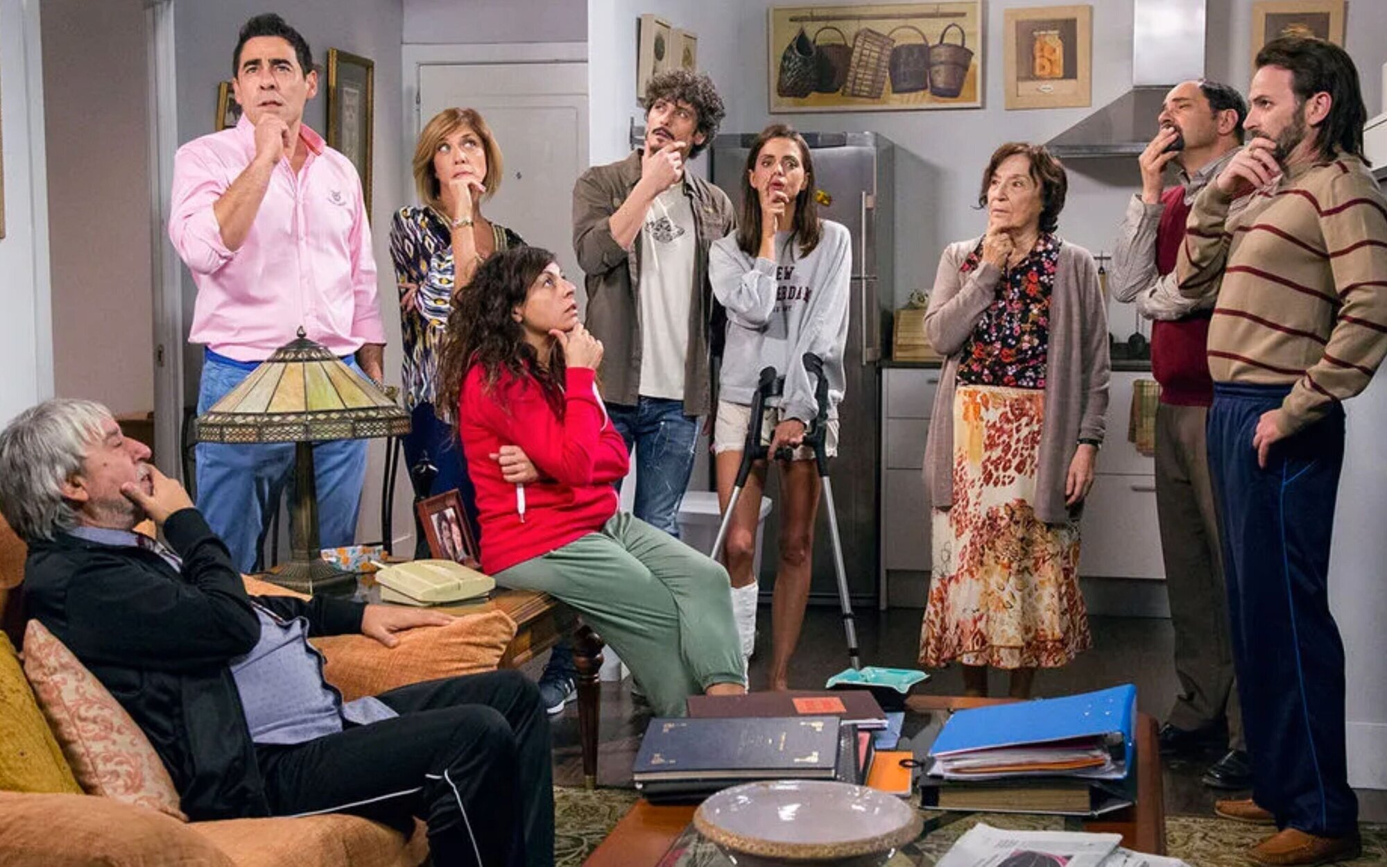 'El pueblo' y 'La que se avecina' se cuelan en un Top 10 dominado por el cine