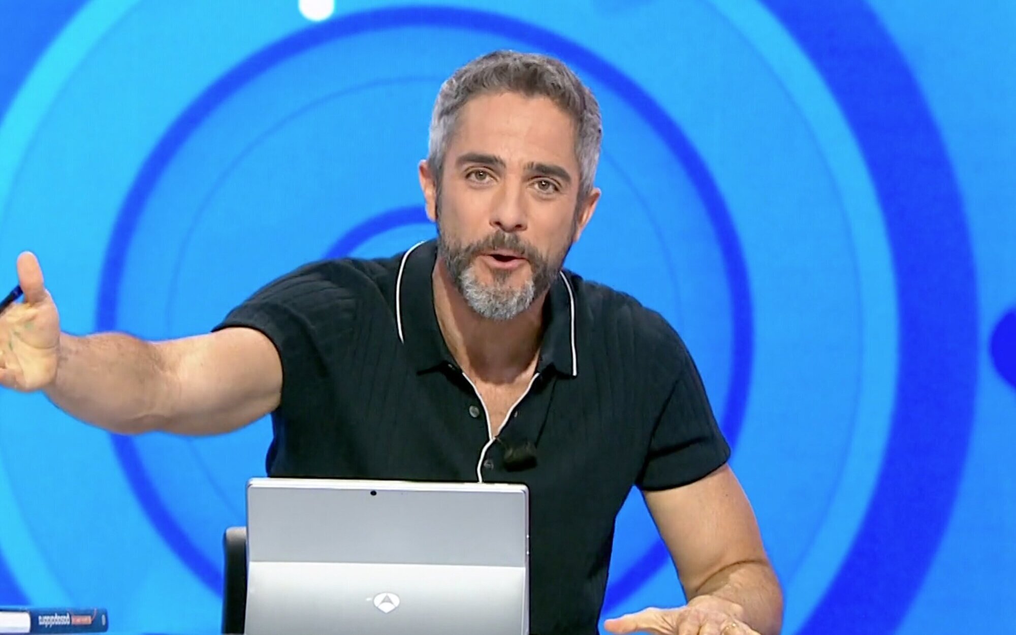 El cómico reencuentro de 'OT 2017' en 'Pasapalabra': "Tú me has amamantado"