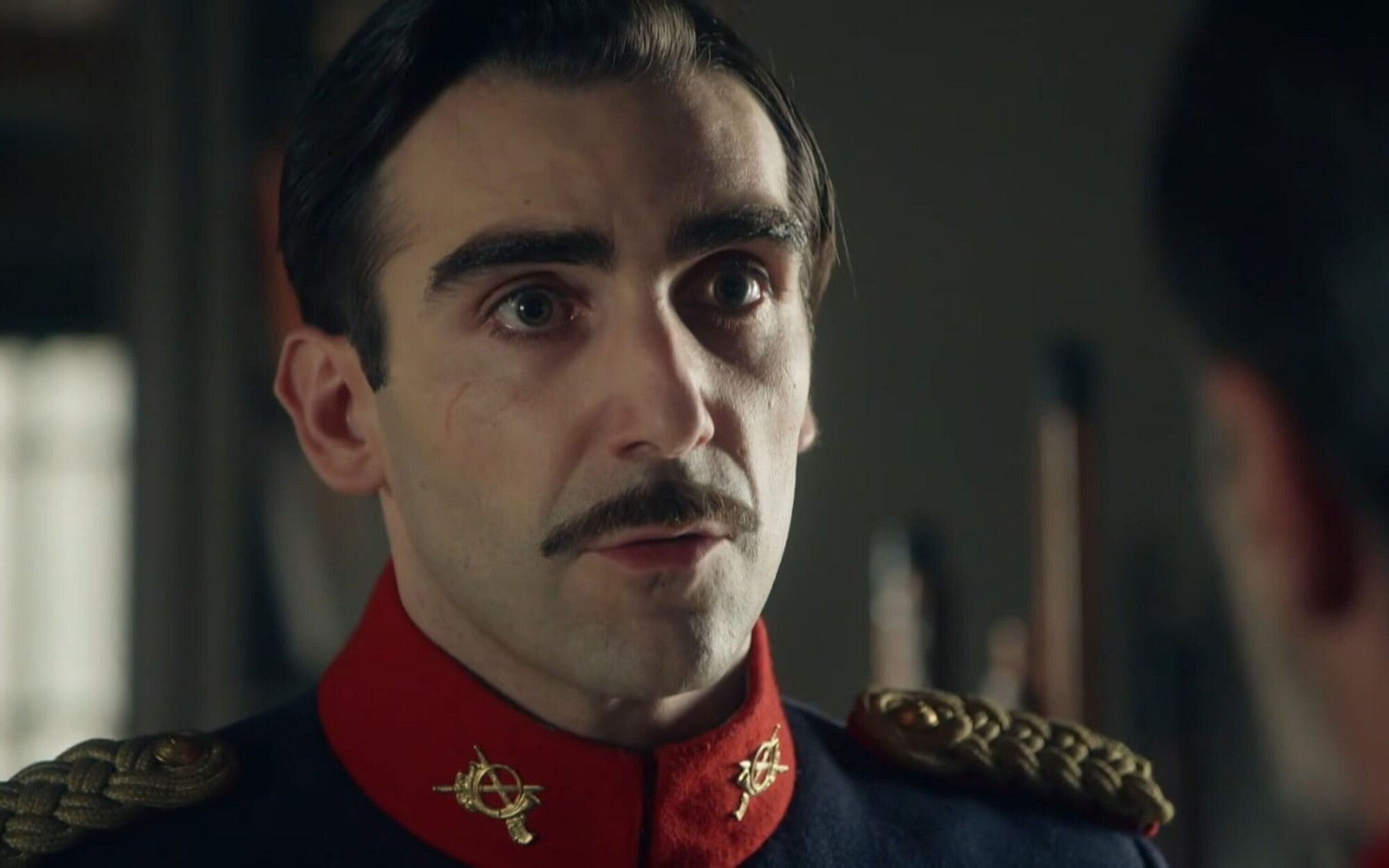 'La promesa' se revoluciona con la detención de Lorenzo y la traición de Curro 