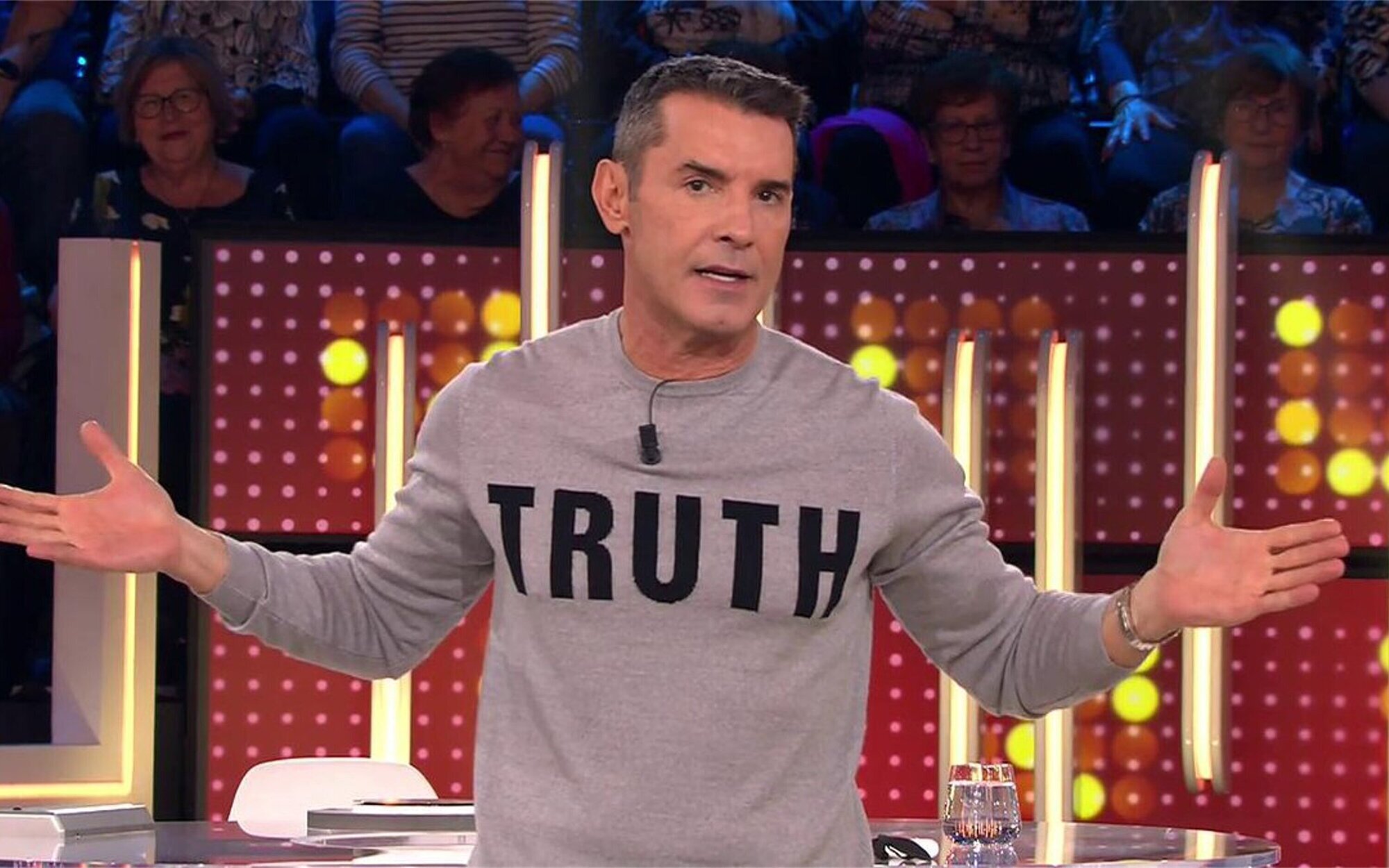 Telecinco (8%) cae a su mínimo histórico, Antena 3 (12,2%) lidera agosto y La 1 (10,4%) conserva el 2º puesto