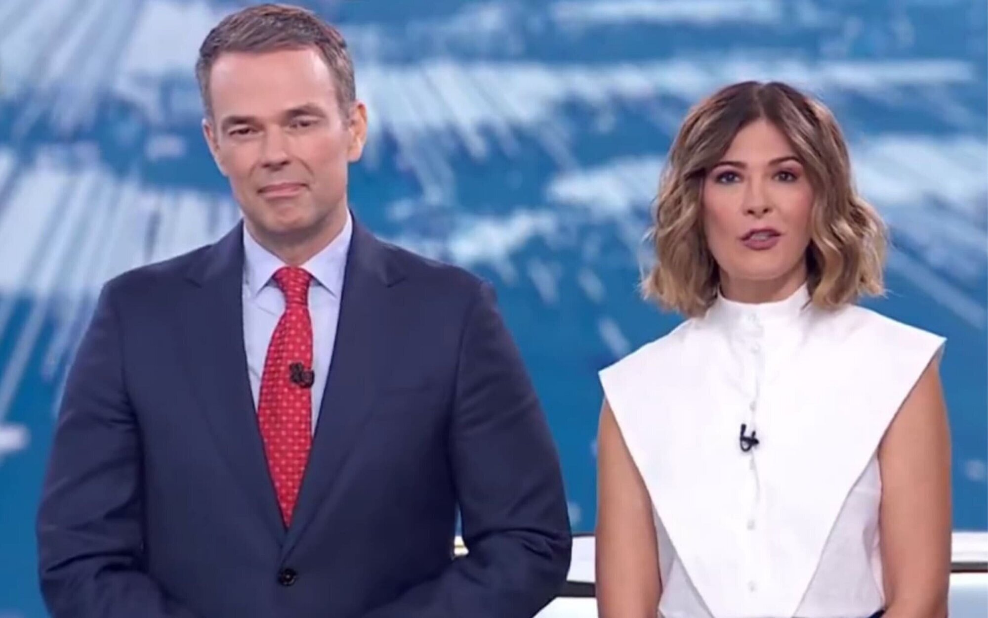 Lara Siscar e Ígor Gómez se despiden del 'Telediario fin de semana': "Termina una etapa para nosotros"