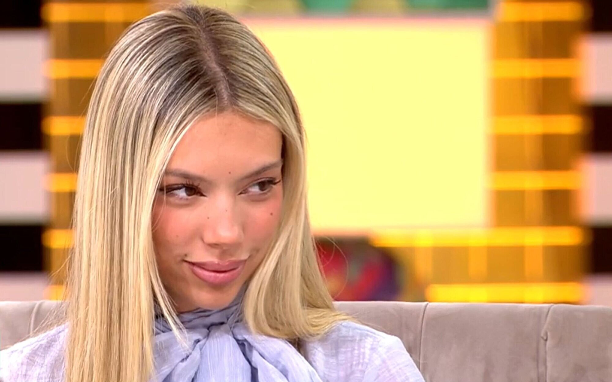 Alejandra Rubio se convierte en presentadora por un día y entrevista a su madre Terelu Campos