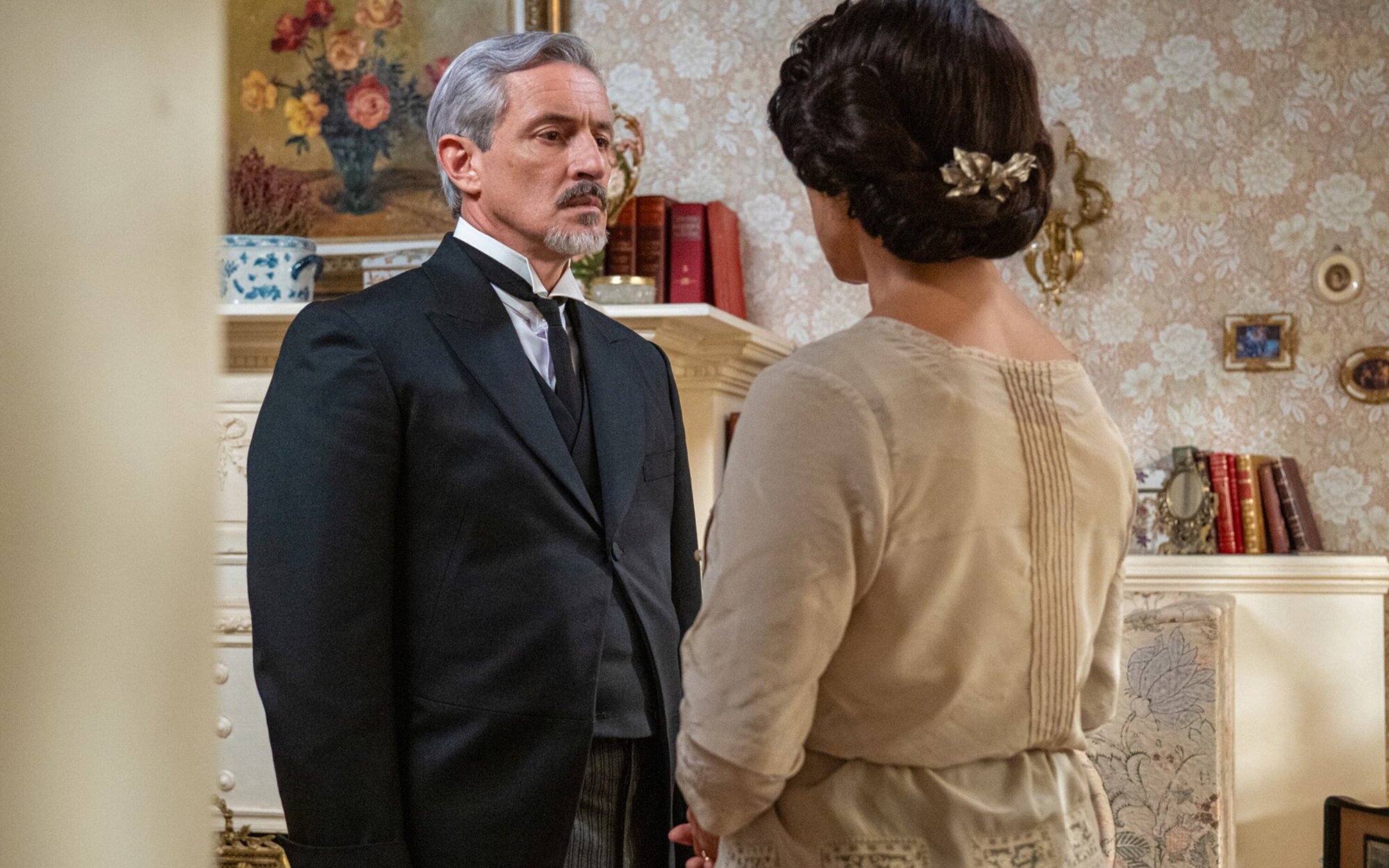 'La promesa' cambiará el rumbo de la investigación de Ángela y dudará de su paternidad