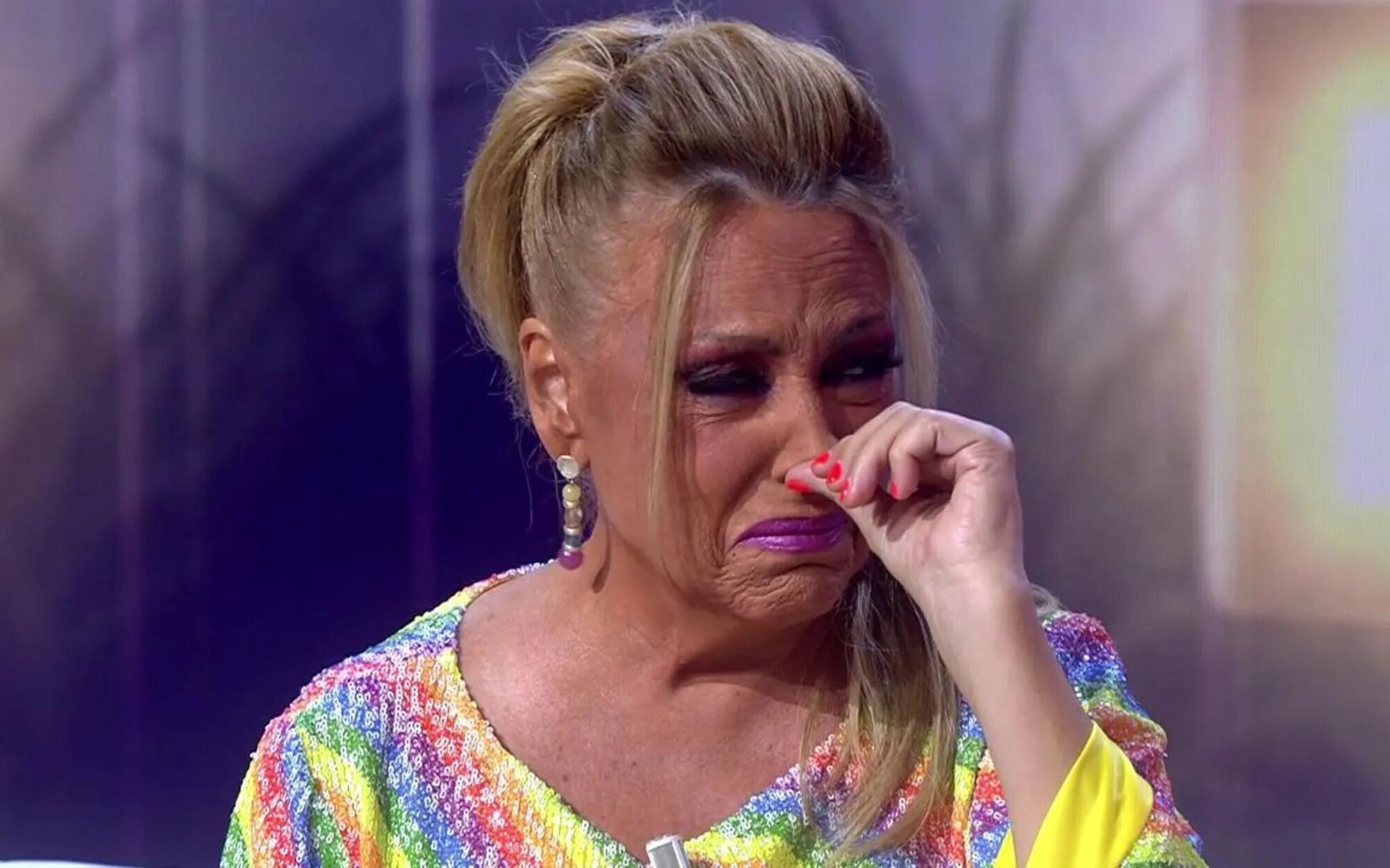 Lydia Lozano se derrumba en su vuelta a Telecinco: "Cuando se acabó 'Sálvame' estaba perdida"