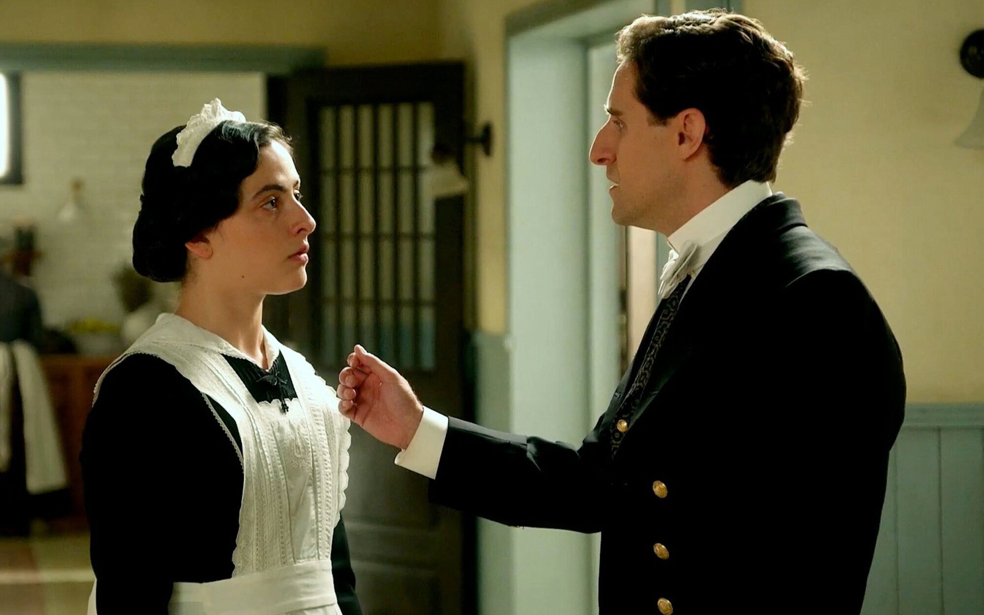 'La promesa' romperá la relación de Lope y Vera y mostrará la confesión de Catalina