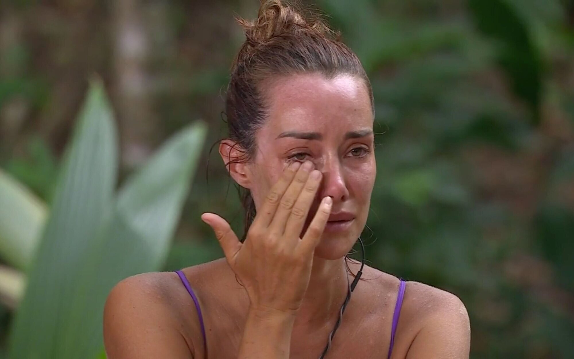 Adara Molinero se derrumba en 'Supervivientes All Stars' tras una fuerte riña con Miri: "Entre ceja y ceja"