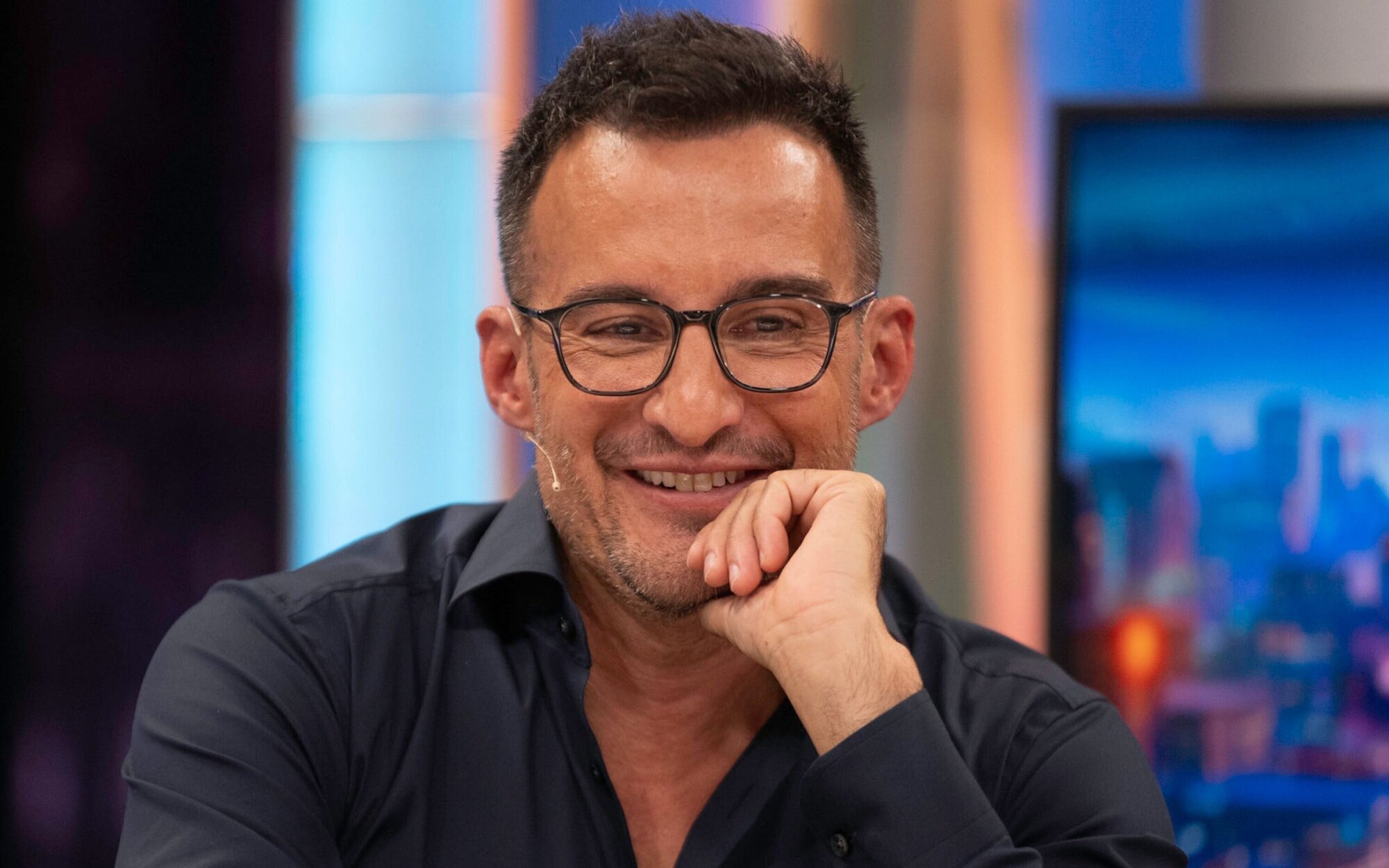 Alejandro Amenábar defiende al Cervantes homosexual de 'El cautivo' en 'El hormiguero'