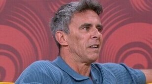 Alonso Caparrós frena 'Espejo público' por el vestuario de la princesa Leonor: "Siempre habláis de ellas"