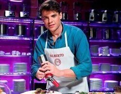 Alberto ('MasterChef 8') señala un trato de favor hacia dos aspirantes de su edición que no estaban aislados 