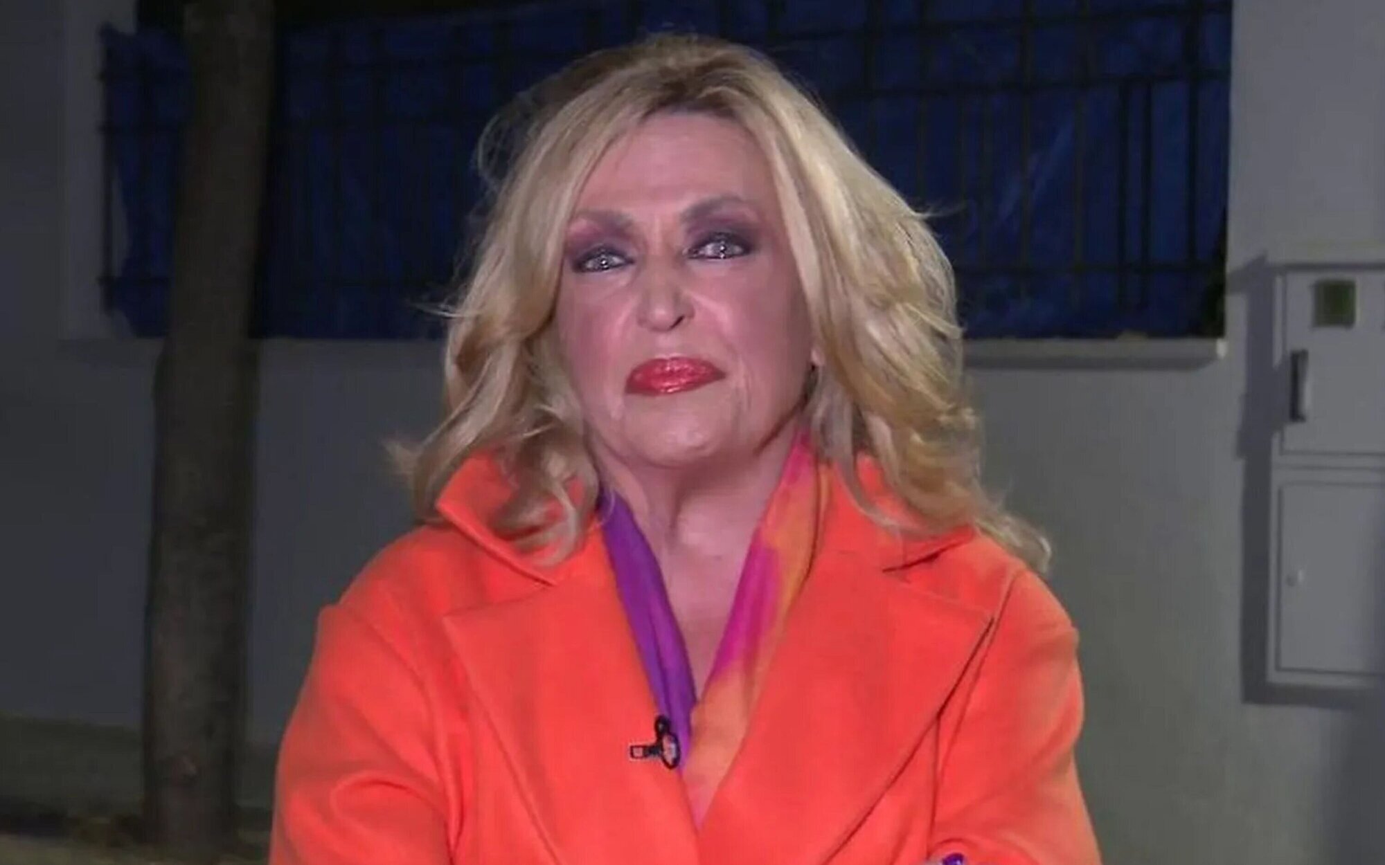 Lydia Lozano rompe a llorar al contar por qué no acudió a '¡De viernes!': "Hemos llegado a tiempo"