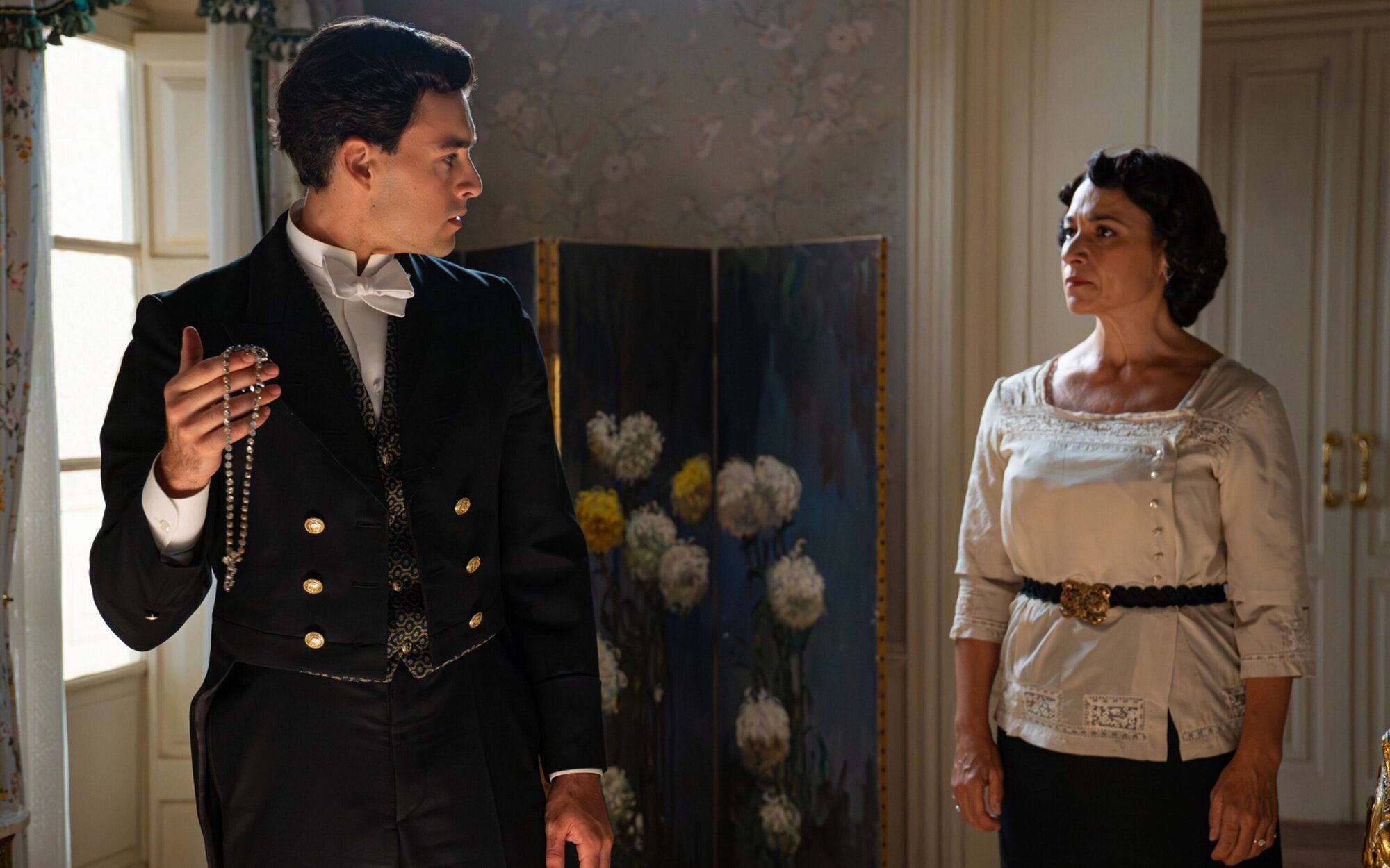 'La promesa' perturbará a Enora, intentará salvar a Petra y prorrogará la boda de Ángela y Lorenzo