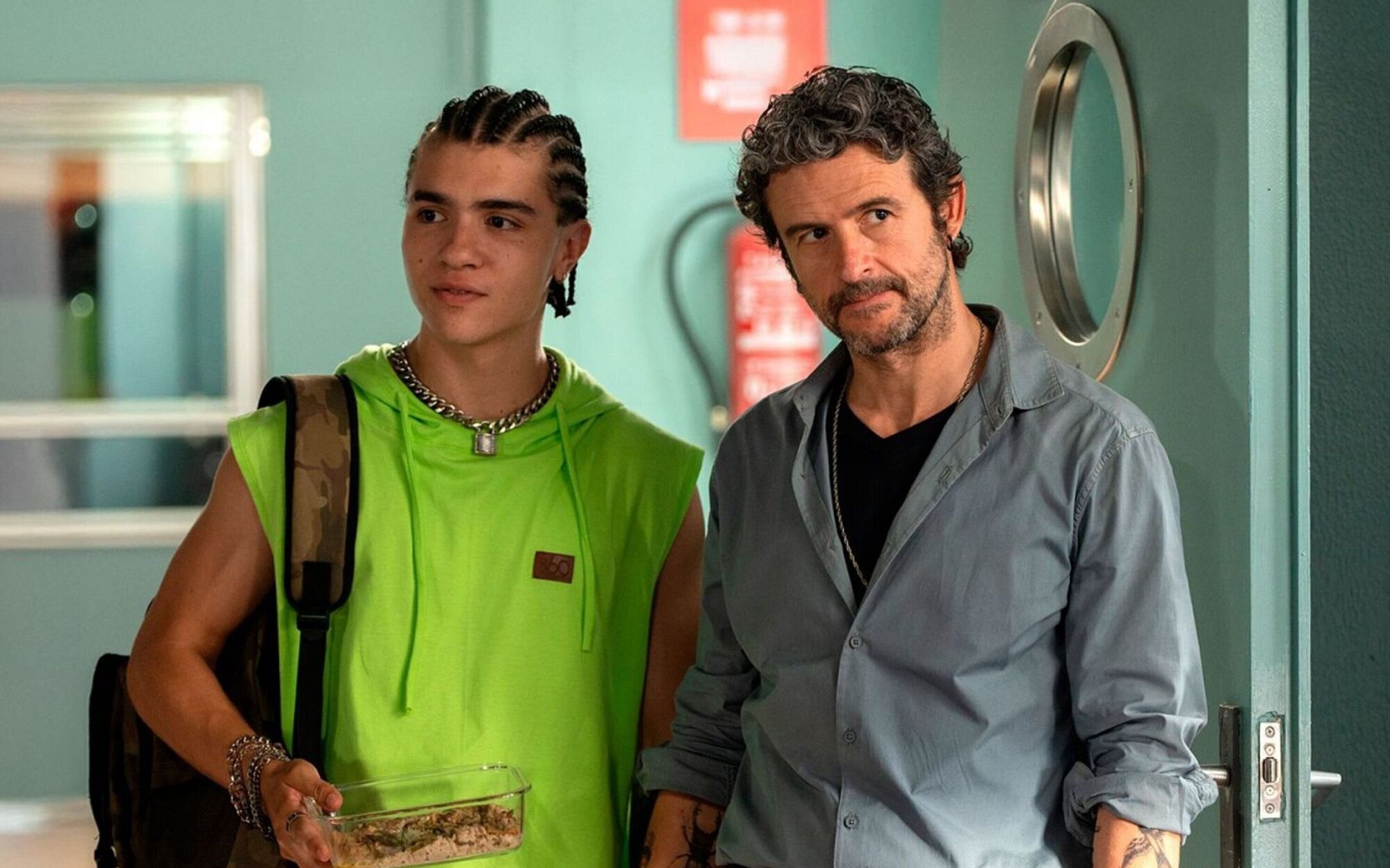 'Sin gluten' (11%) cede, pero lidera y 'El hormiguero' (13%) y 'La revuelta' (12,7%) empatan en coincidencia