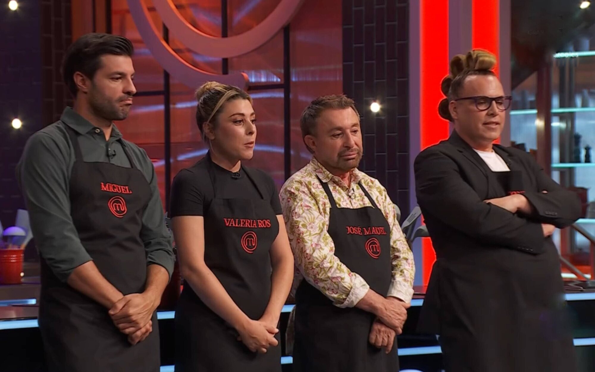 'MasterChef Celebrity 10' proclama a sus semifinalistas tras expulsar a un aspirante con los míticos duelos
