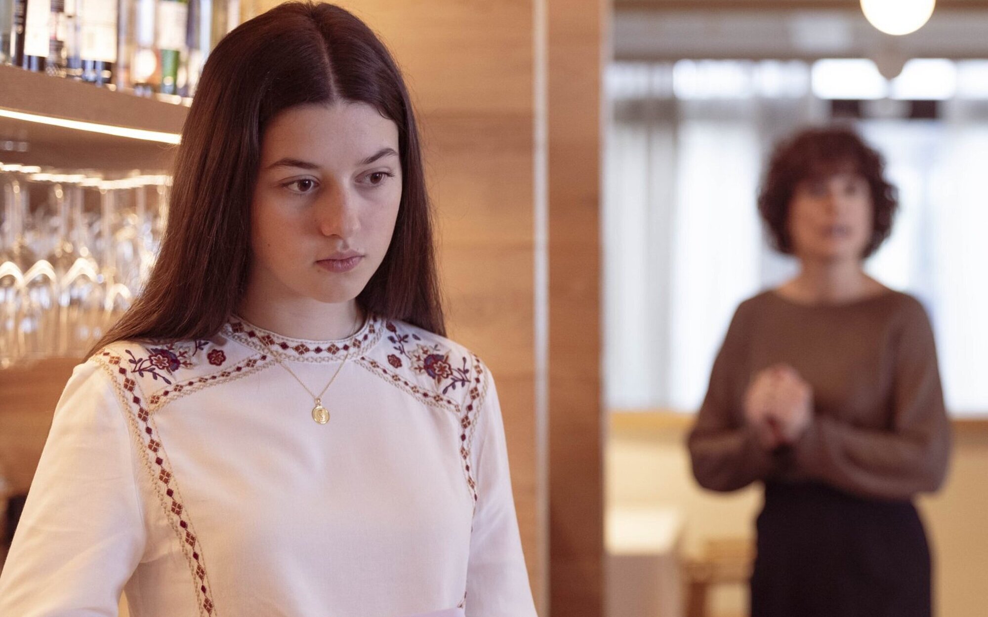 Así será la nueva serie de Alauda Ruiz de Azúa tras triunfar en cines con 'Los domingos'