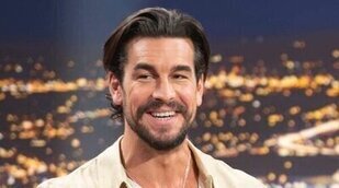 Mario Casas escandaliza a Marc Giró abriendo una cerveza: "Lo más masculino que he visto en mis 51 años"