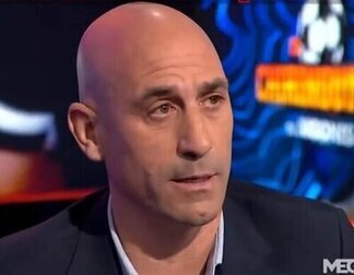 Luis Rubiales reaparece en 'El Chiringuito' sin pedir perdón a Jenni Hermoso y cargando contra el Gobierno