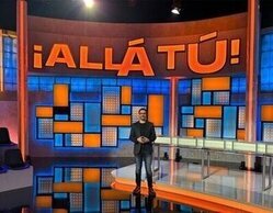 '¡Allá tú!' y los cambios con Juanra Bonet: plató renovado, la caja negra, nueva banquera y concursan en pareja