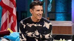 Jesús Vázquez, pillado en 'La revuelta' con una captura de FormulaTV sobre el pinchazo del nuevo 'Allá tú'