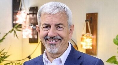Carlos Sobera presentará el especial en directo de 'Casados a primera vista' en Telecinco