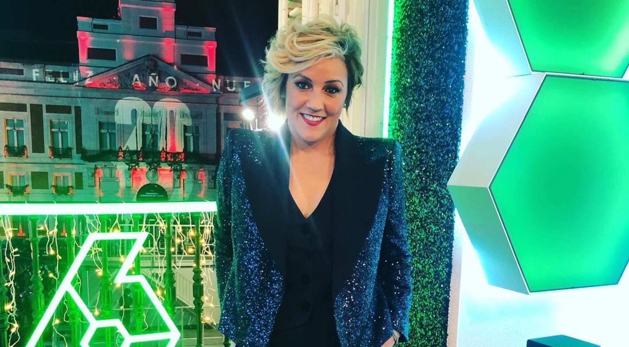 Cristina Pardo posa en el balcón de las Campanadas 2021-2022