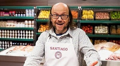 Santiago Segura lidera el regreso de famosos en 'MasterChef Celebrity Legends'