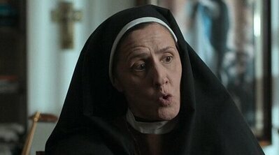 Esta mítica sexóloga televisiva de los 2000 reaparece 20 años después convertida en monja