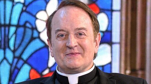 El Padre Apeles vuelve a la tele y da su opinión sobre el papa Francisco: 'Había miedo'