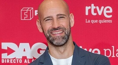 Gonzalo Miró presentará 'La cena de los idiotas' en La 1 de RTVE